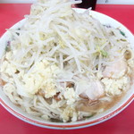 ラーメン豚2枚＋ヤサイニンニク
          