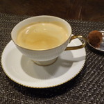 ル・ゴーシュ・セキ - コーヒーと自家製のトリュフ・ショコラ