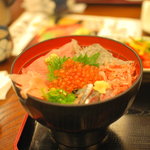 お座敷千本一 - 五色丼