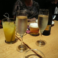オービカ モッツァレラバー 横浜店 - 乾杯