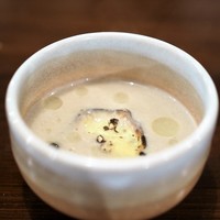 あそび割烹 さん葉か - ごぼうのスープ　さつまいものコンフィ
                