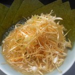 「ネギラーメン・並(900円)＋のり増し(50円)」[平成28年10月13日(木)]