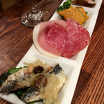 イタリアンバール ミーオ - 「前菜４品盛り」(680円)。