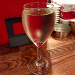 イタリアンバール ミーオ - 「白ワイン」(380円)。ハウスワイン。