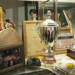 エビスエスクラッシコ - 前回の優勝カップ