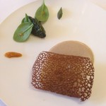 Lucas Carton - 料理写真:すずきのポワレ