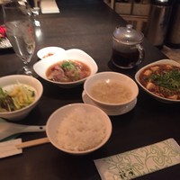 廣東料理 民生 ヒルトンプラザウエスト店 - 民生