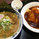 味鮮亭 - ラーメン　天津丼セット