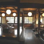 塚原の里 - 風情ある落ち着いた雰囲気です。