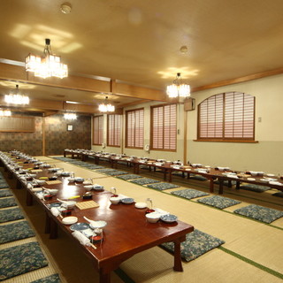 Banquet hall available for up to 100 people