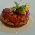 ラ クレリエール - オマールのジュレにオマール、とにかくフォンドオマールが素晴らしい贅沢な取り方