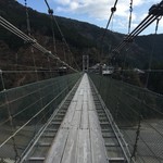 十津川上湯温泉旅館　神湯荘 - 橋の上・・怖いっす・・・