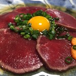 とろける鹿のユッケ