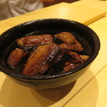 銀座 しのはら - 滋賀の猪のつけ焼き 菊の花のお浸しと土佐酢で漬けた鬼おろし1