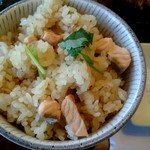 Niigata Katsu Ichi - 今回は鮭の炊き込みご飯。これも美味い！鮭がゴロゴロ