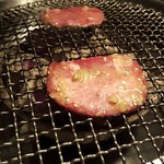 焼肉 ホルモン道場 闇市肉酒場 - 