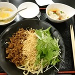リトル成都 - リアル担々麺