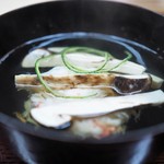 松川 - 紅ズワイガニ真丈　信州産松茸
      