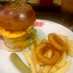 ブラザーズ - LOT BURGER：1,500円税別