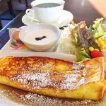 ロリーフォー - モーニングB(フレンチトースト)¥380