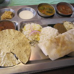 南インド家庭料理 カルナータカー - Aセット　ミールス♪