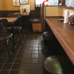 キッチン太郎 - 店内