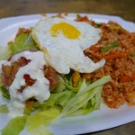 Lau Pa Sat Festival Market - chicken rice（6.9＄）