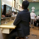 桃園 - カウンター満席　2016.10