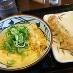 Marugame Seimen - 2016.10 中旬 釜玉(並)350円 ちくわ天110円