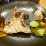 鮨処おざ喜 - 鰤カマ 2016.10月