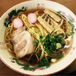 食堂ヒラグシ - ラーメン並麺固め