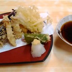 Kikuya - 野菜の天ぷら（600円）