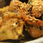 酒菜の大きに - トビアラ海老と穂しぞの卵あんかけ380円Up