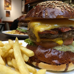 TOKYO BURGER CAFE&BAR - 