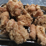 Hankyuu Koukashita Ouendan Ooita Karaage To Teppanyaki Katsuo - もも唐揚げ