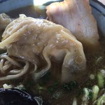 食い味の道有楽 - こんな大振りの雲吞がゴロゴロ(2016.10再訪)