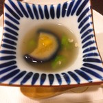 お惣菜･和ごはん ちょうど - お通しの秋野菜と海老のゼリー