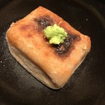 くろぎ - 定番，焼胡麻豆腐．