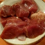 さっぽろジンギスカン千歳 - 肉厚なももジンギスカン