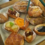 トラン・ブルー - 