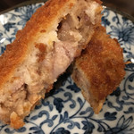 ビール長屋 貫太郎 - 肉汁溢れるメンチカツ