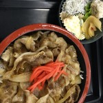 秀寿し - 出前の肉丼650円。