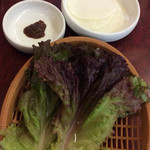巨富家　 - プルコギ附属のサンチュと水キムチ