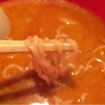 Ore No Ikemen - ゆるい縮れの細麺がよくあってます。