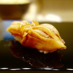 鮨 いぬかい - ［2016/10］おまかせ・寿司③ 宮城県閖上産赤貝の握り 