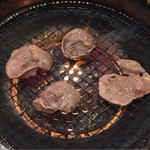 焼肉じゅうじゅうカルビ - 