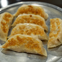 味の中華 羽衣 銀座本店 - 焼き餃子