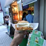 世界で２番めにおいしい焼きたてメロンパンアイス - メロンパンアイス￥350