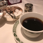 ロウリーズ・ザ・プライムリブ 大阪 - 