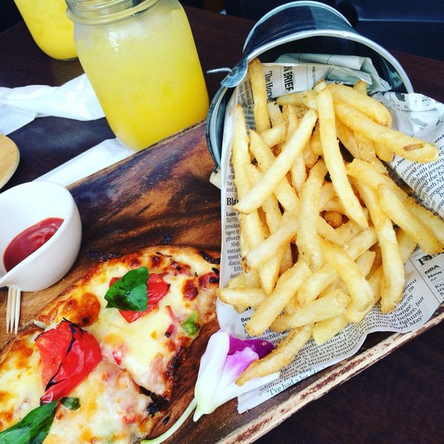 口コミ一覧 アンナカラーズコーヒー （Anna Colors COFFEE） 難波（南海）/カフェ [食べログ]